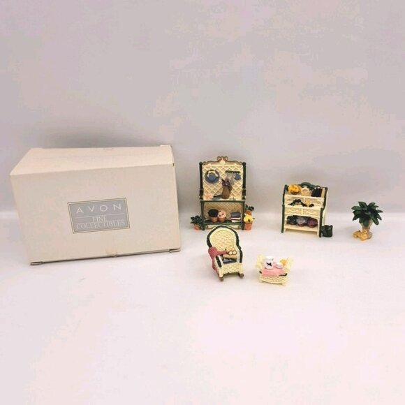 Avon Victorian Memories Collection Miniature Terrace set Furniture Dollhouse - Picture 1 of 13